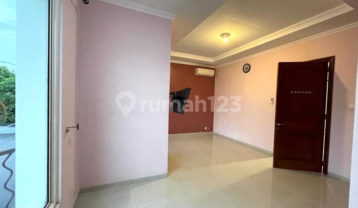 Minimalis Mediterania Murah Royal Palais Wisata Bukit Mas Wiyung 2