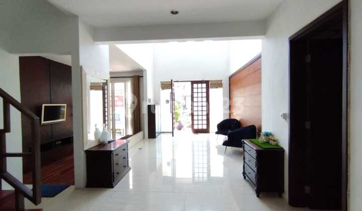 Minimalis Siap Huni 2 Lantai Full Furnished Fullerton Citraland 2