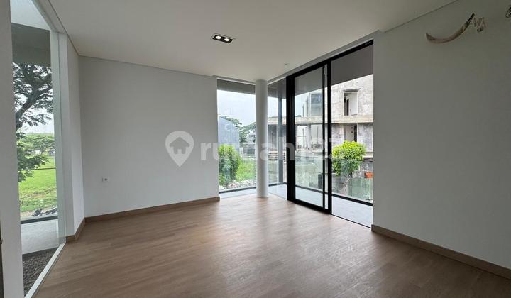 Signature Luxury High Spec Finishing 3 Lantai Citraland Utama 2