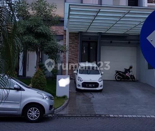 Semi Furnish Mewah Jalan Kembar Villa Bukit Regency Pakuwon Indah