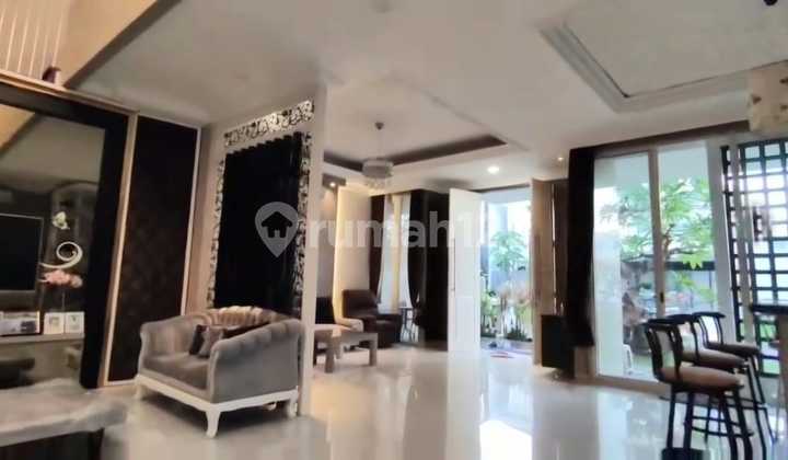 Sudah Renovasi Minimalis Semi Furnish Lariz Ville Pakuwon Indah