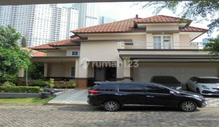 Dijual Rumah Minimalis Modern Bagus Villa Regensi Pakuwon Indah 1