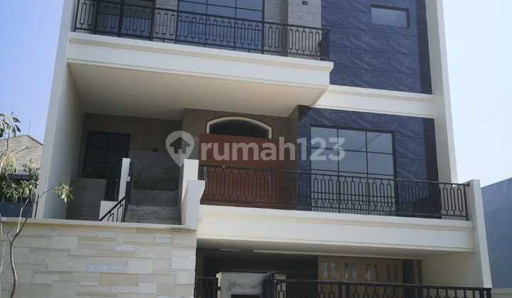 Full Furnished Bagus Mewah Kolam Renang Siap Huni Citraland Utama