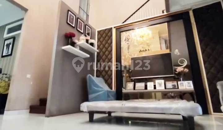 Already Renovated Minimalist Semi-Furnished Lariz Ville Pakuwon Indah 2