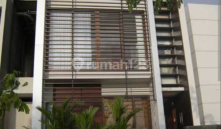 Furnished Siap Huni Mewah Ciamik Bagus Platinum Graha Family