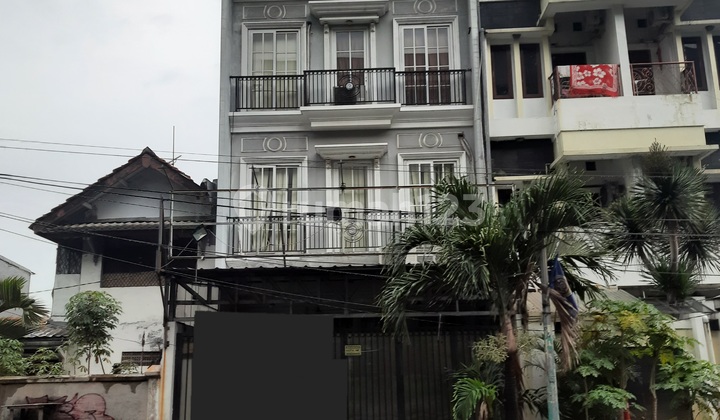 Apron Timur, Kebon Kosong, Kemayoran 0309