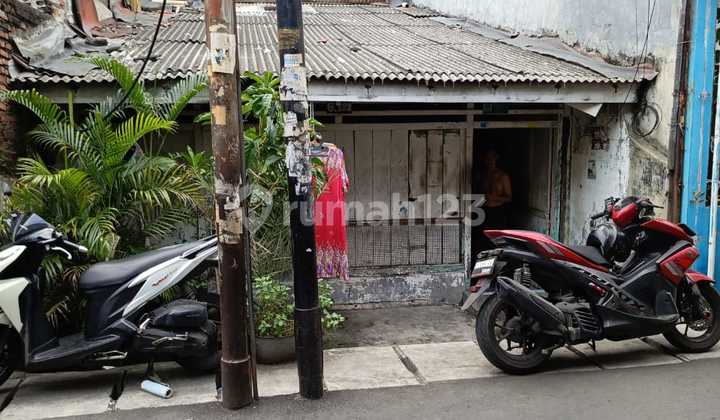 Rumah Hitung Tanah, Johar Baru, Tanah Tinggi 7877 1