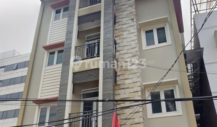 Jl. Kebon Sirih Barat Dalam 8588  

Translation:  
Kebon Sirih Barat Dalam St. No. 8588 1