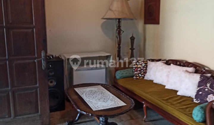 Rumah Tinggal.dan.kos di Kebun Jeruk Jakarta Barat 2