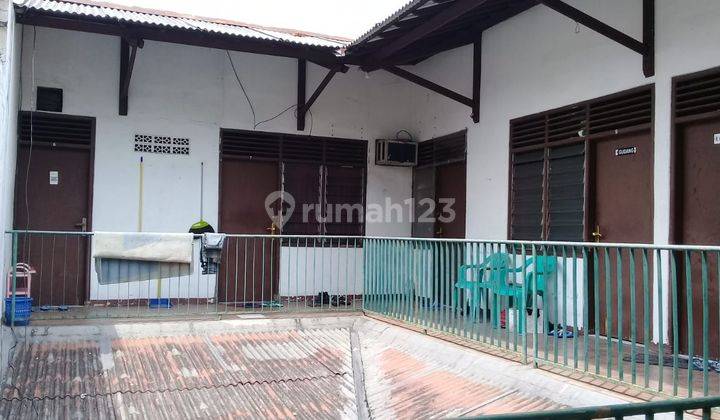 Rumah hoek di gelong tomang jakarta barat 2