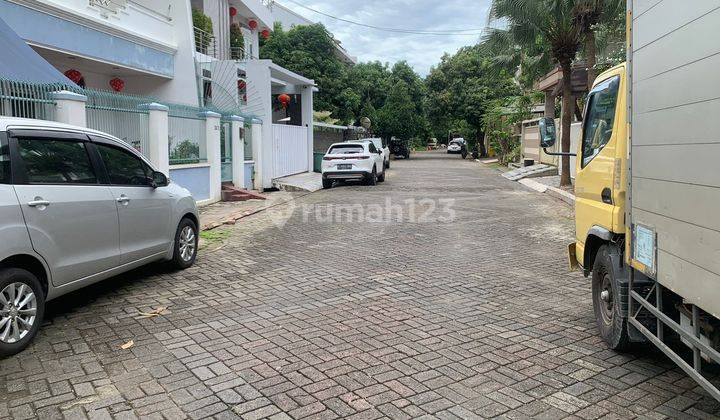 Rumah 2.5 lantai di taman surya cengkareng jakarta barat 1