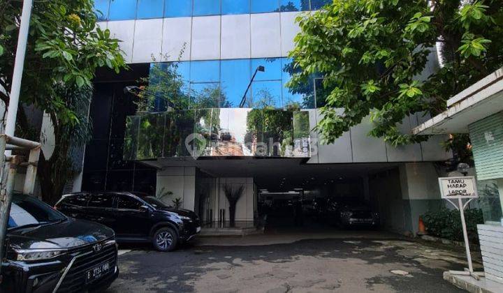 Gedung kantor 4 lantai di menteng jakarta pusat 1