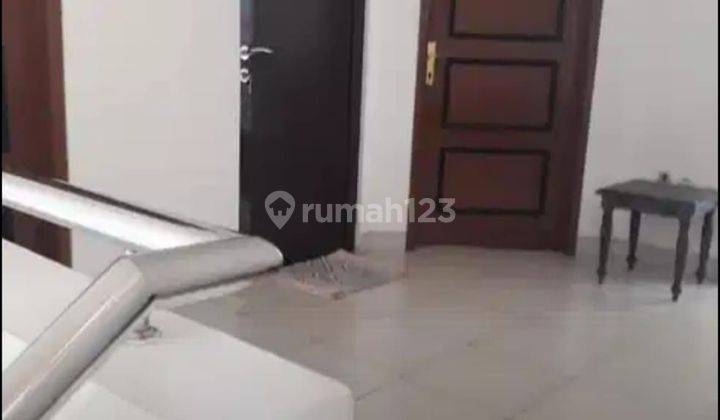 Rumah 2 lantai.di.permata buana jakarta barat 2