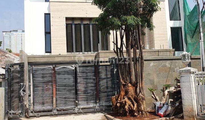 rumah mewah di Hang Lekiu kebayoran baru 2