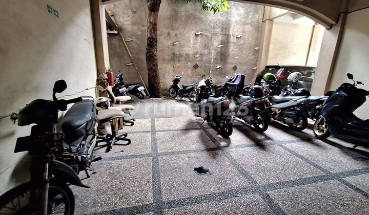 Dibawah.njop Kantor 3 Lantai di Pulogadung.jakarta Timur