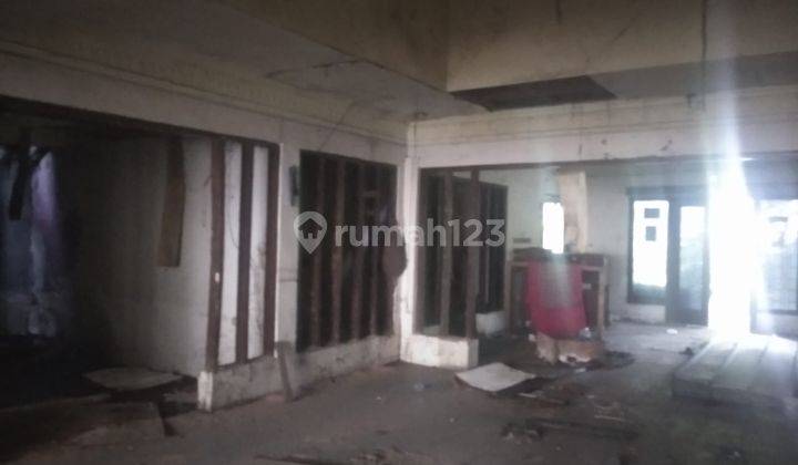 Rumah Tua Hitung Tanah di Kebon Sirih, Menteng Posisi Hook 2