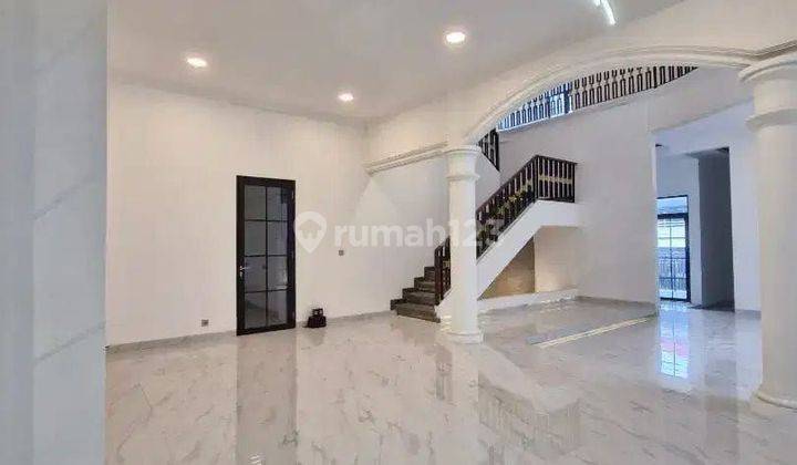 Rumah 3 Lantai Baru Classic Di Tomang Jakarta Barar 2