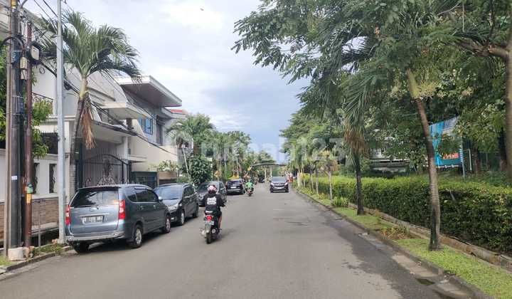 Rumah 2 Lantai.di.taman.semanan Indah Jakarta Barat 2