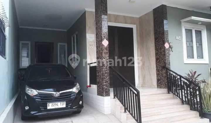 Rumah Hoek.di Tomang Jakarta Barat 2