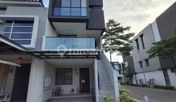 Rumah Hoek Harmony Golf Pik Jakarta Utara