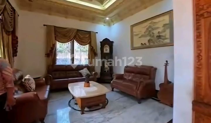 Rumah Hoek di Permata Buana Jakarta Barat 2