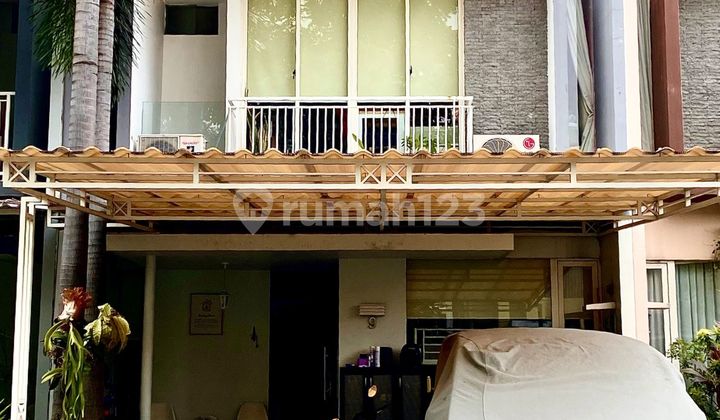 Rumah 2.5 Lantai.di.puri Botanical Jakarta Barat