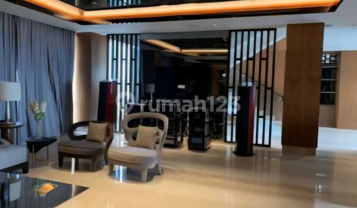 Providence Park Grand Penthouse Apartment South Jakarta 2