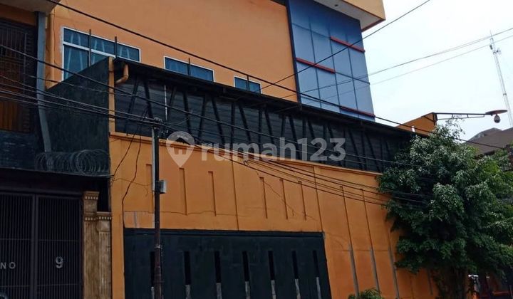 Hotel.oyo in Cideng, Central Jakarta 1
