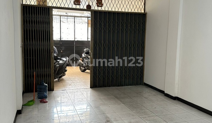 Ruko 3.5 Lantai di Utama Sakti Jelambar Jakarta Barat Ruko 3.5 Lantai di Utama Sakti Jelambar Jakarta Barat
