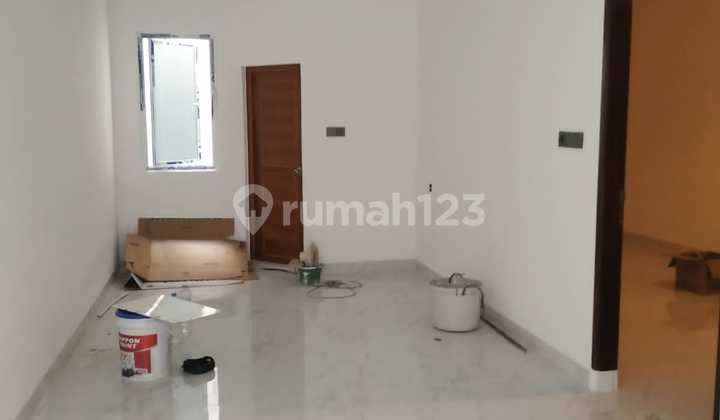 Rumah 3 Lantai di Pademangan Jakarta Utara 2