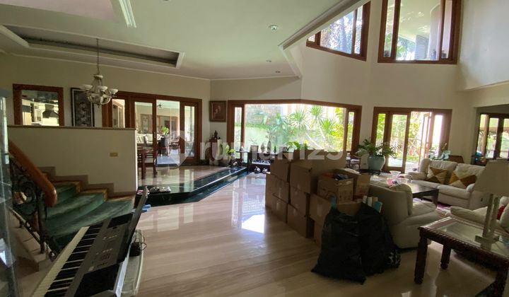 Sell Luxury Home in Pondoh Indah with Pool and Spacious Parking 2