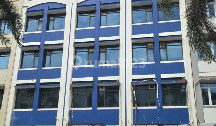 Selling 6 Units of Attached Shop Houses on Kelapa Gading Main Road. 2