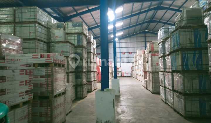 Marunda Premium Warehouse for Sale, Ready to Move In. Spacious Parking.