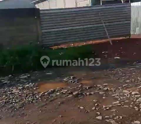 For rent: 1,200 m2 factory warehouse in Akong Industrial Area, Tangerang.