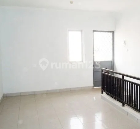 Ruko 3 Lantai Pas Pinggir Jalan Raya Cocok Untuk Bank 4