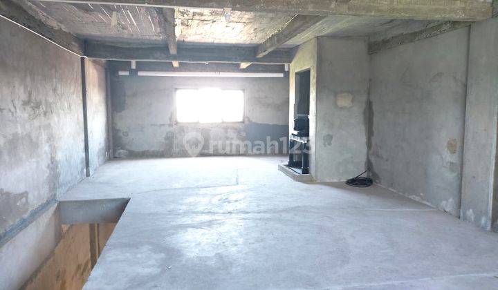 Dijual Kantor Sei Raya Dalam Luas Parkiran Pontianak Kota 2
