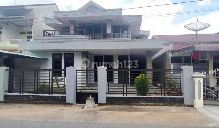 Rumah 2 Lantai Jl Irian Sertifikat Hak Milik Pontianak Kota 1