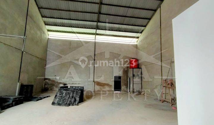 Jual Gudang Siap Pakai Ayani Bispark Pontianak 2
