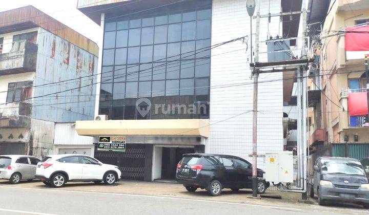 Sewa Kantor Parkiran Luas Jalan Juanda Pontianak Kota 1