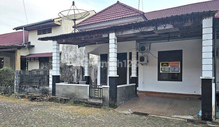 Sewa Rumah Posisi Hook Harga Murah Siap Huni Pontianak Selatan 2