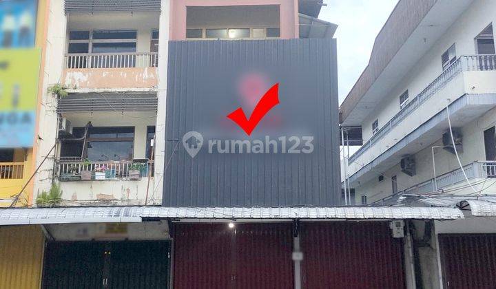 Disewakan Ruko Hook Siap Pakai Gajahmada Pontianak 1