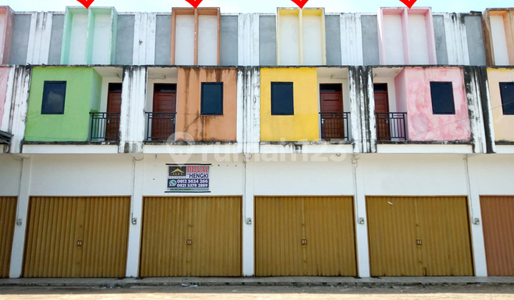 Jual Ruko SHM 2 Lantai Siap Pakai Halaman Sangat Luas