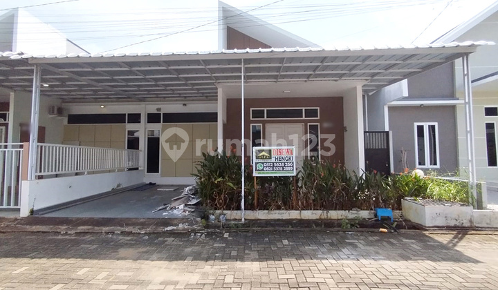 Sewa Rumah Hadap Timur Siap Huni One Gate System