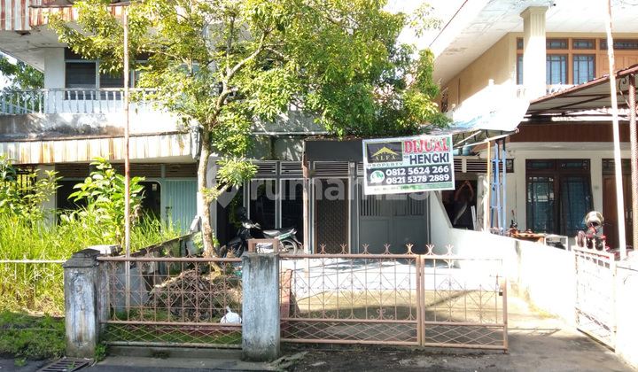 Jual Rumah 2 Lantai Semi Furnish Hadap Timur Harga Murah