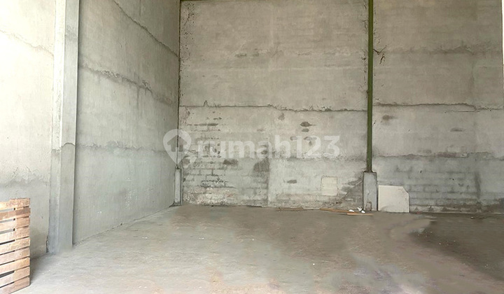 For Sale: Equator Warehouse Ahmad Yani Pontianak