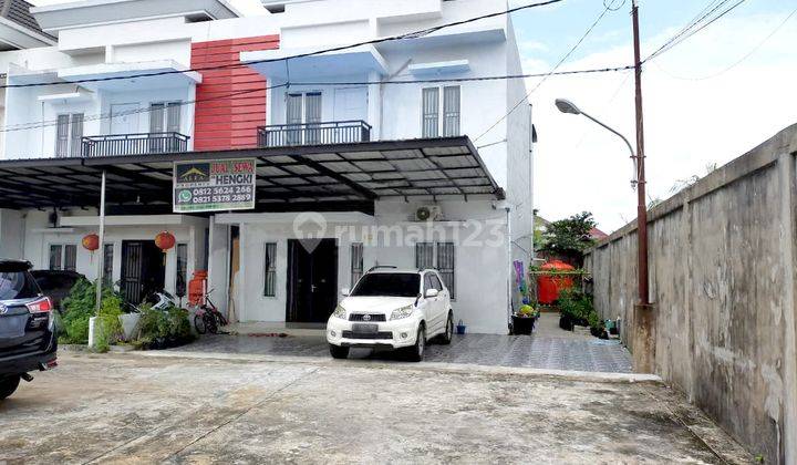 Sewa Rumah Mewah Posisi Hook Siap Huni Sui Raya Dalam Pontianak 1