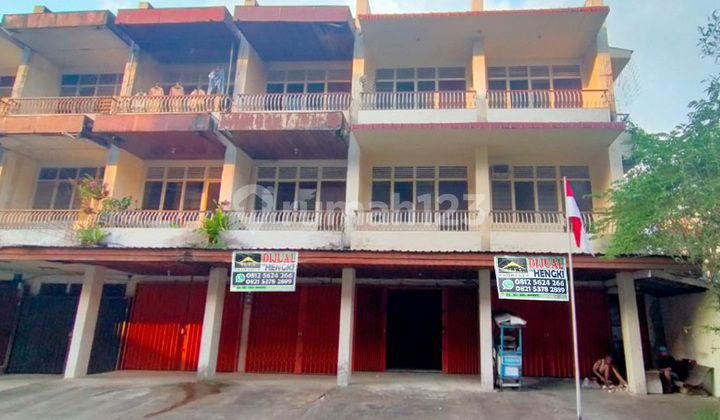 Cheap Sale 4 Units of Bardan Nadi Shop Houses in Tanjungpura, Pontianak