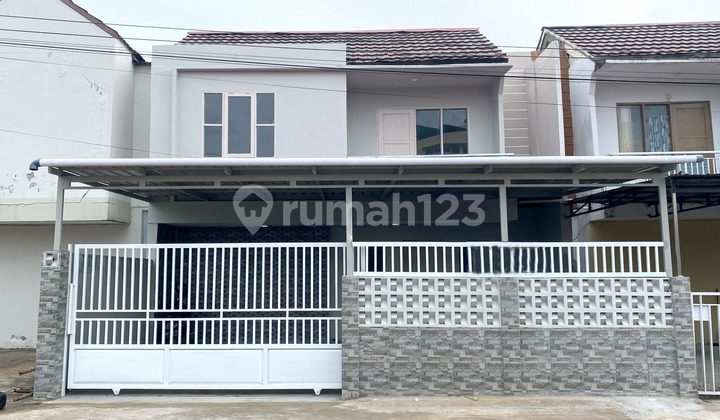 Jual Rumah 2 Lantai Kondisi Baru Siap Huni Dekat Sekolah Ternama