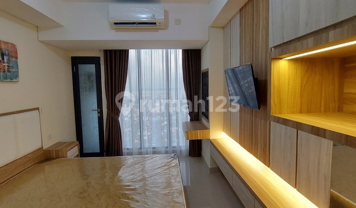 Jual Apartment Type Studio Full Furnished Sea View Pollux Habibie 4