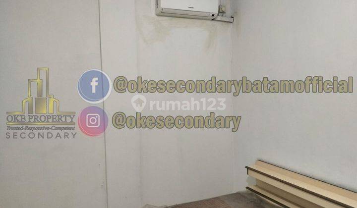 Jual Ruko 3 Lantai 5 Kamar Tidur Unfurnished Komp Pasar Pelita 12